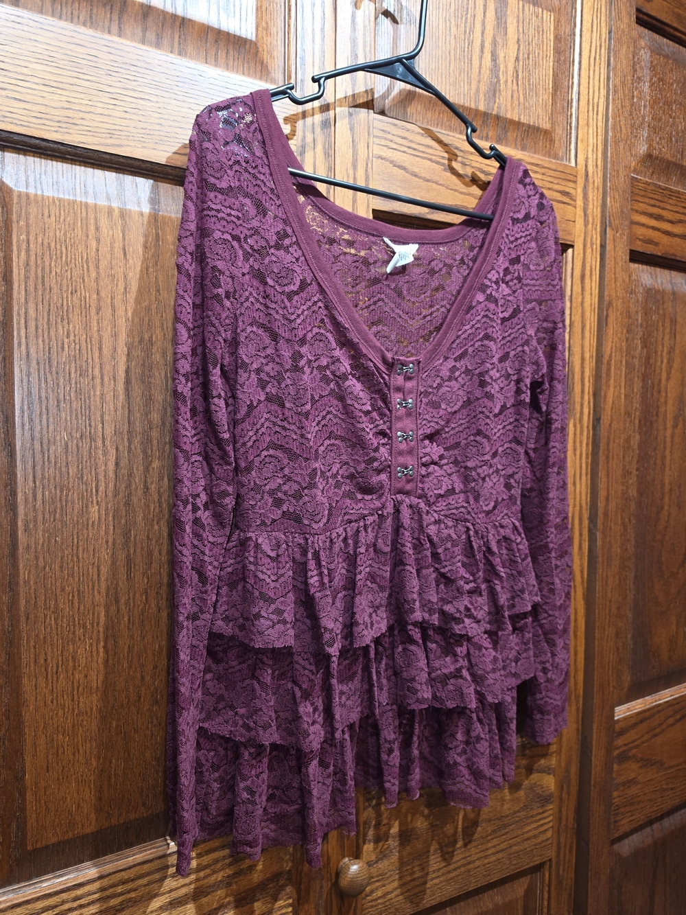 Bethany Mota Burgundy Lace Tiered Ruffle Top | Boho Romantic Y2K | Large